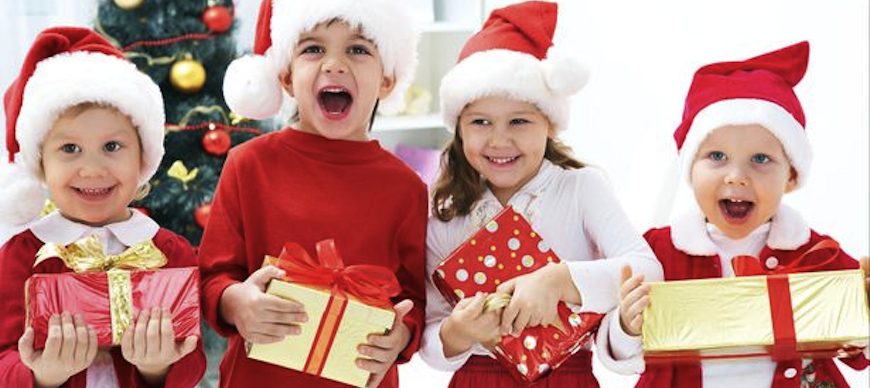 Подари шапка, шал, ръкавици и топли чорапки на дете в нужда